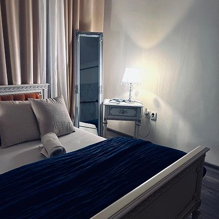 Csaky Palace Bratislava 3 Dış mekan fotoğraf